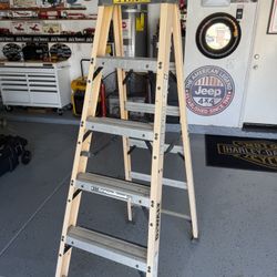 Dewalt Fiberglass 6 Foot Ladder
