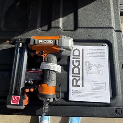 RIDGID 18G FINISH STAPLER