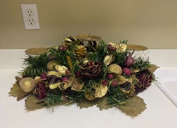 Holiday Candle Centerpiece 