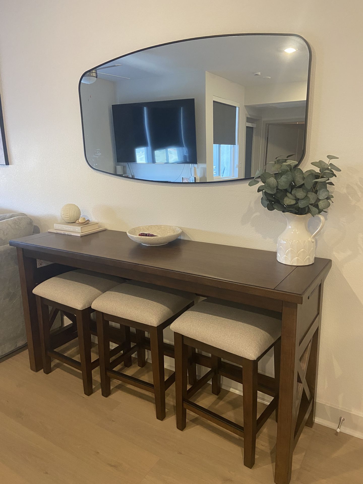 Console/Sofa Table And 3 Stools