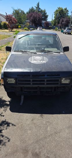 1990 Nissan Pickup
