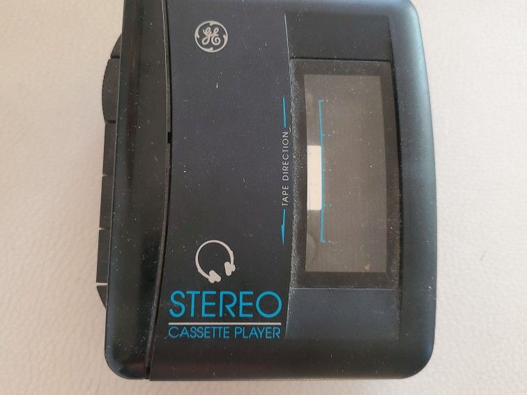 Vintage General Electric GE 3-5463A Stereo Cassette Player - Tested - Walkman