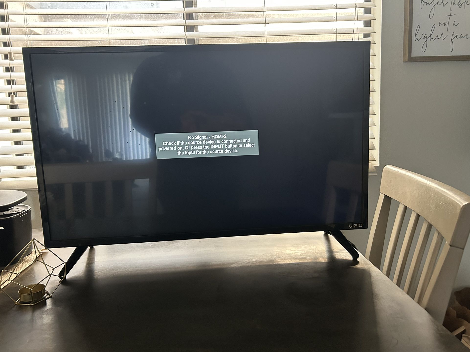 32 Inch (can Negotiate- No Remote)
