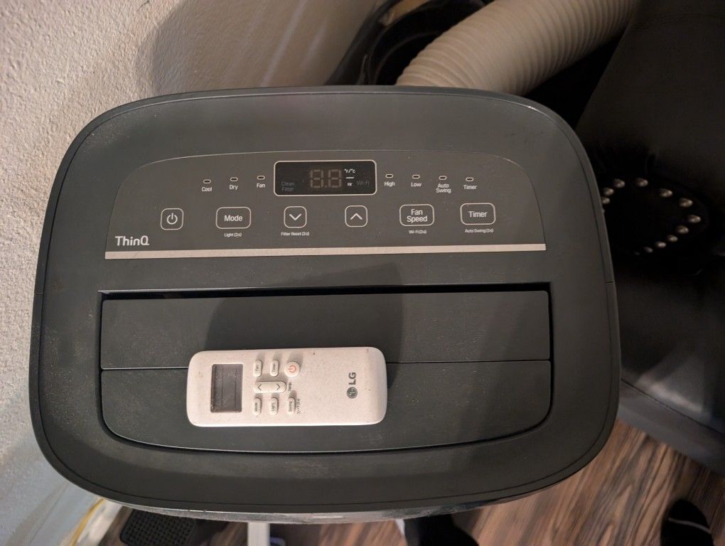 LG Portable AC Unit 450 Sq Ft