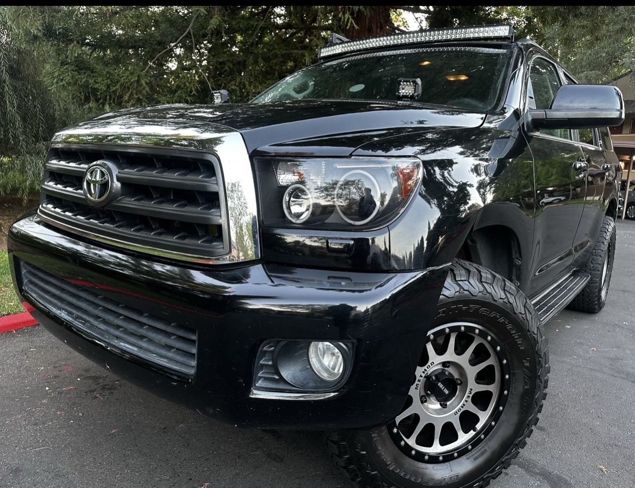 2015 Toyota Sequoia