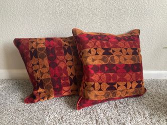 PILLOWS