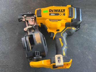 $325 Firm. New DEWALT20V MAX 15-Degree Electric Cordless Roofing Nailer (Tool Only)