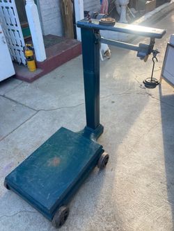 Large luggage scale