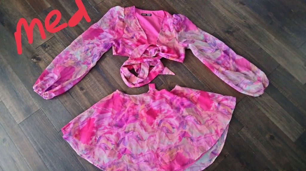 Ladies Size Medium Shein Crop Top With Skirt