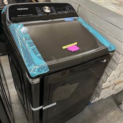 Samsung 7.4 cu.ft. Smart vented Electric Dryer with Steam Sanitize+ in Brushed Black