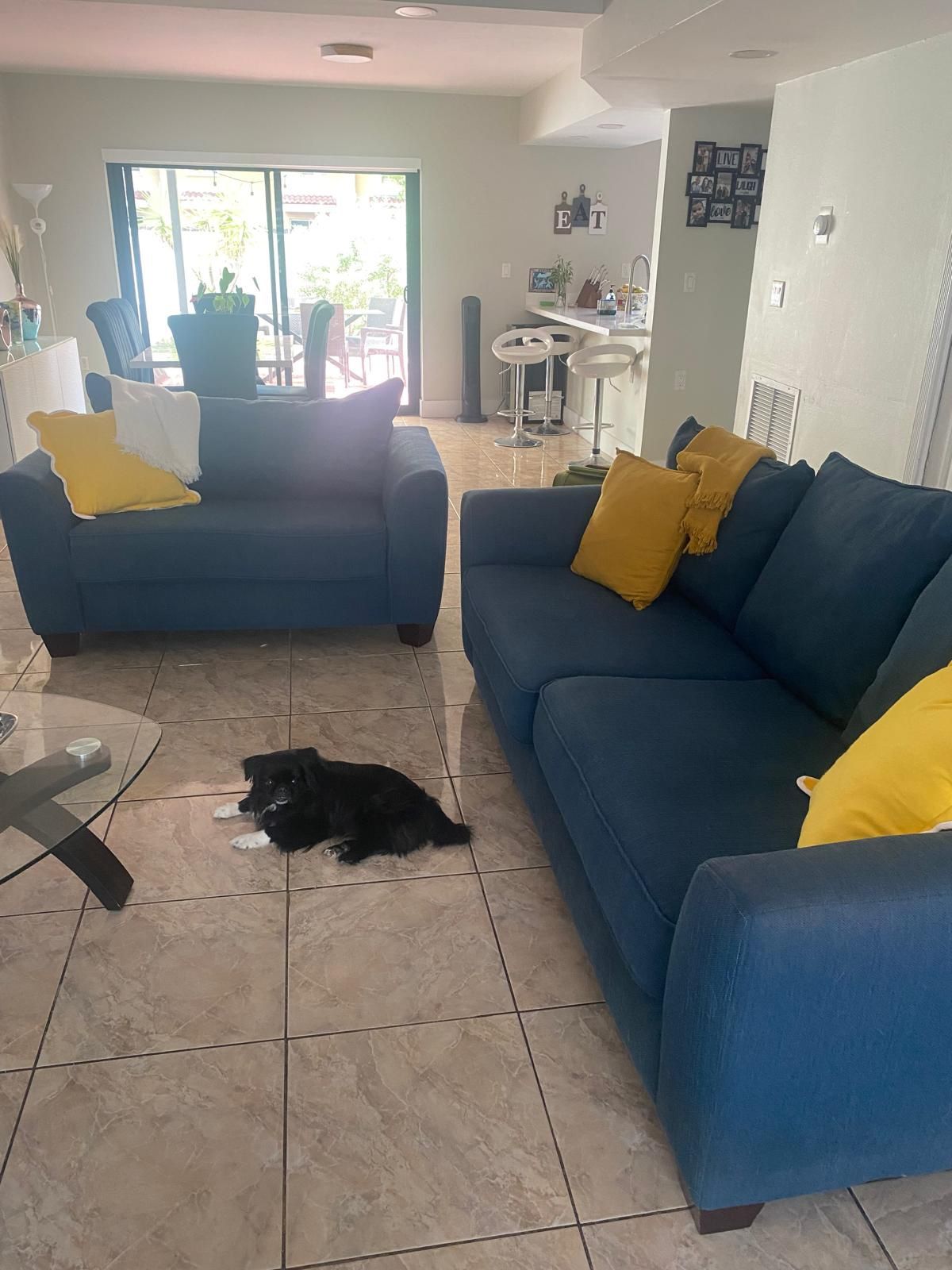 2 Sofa