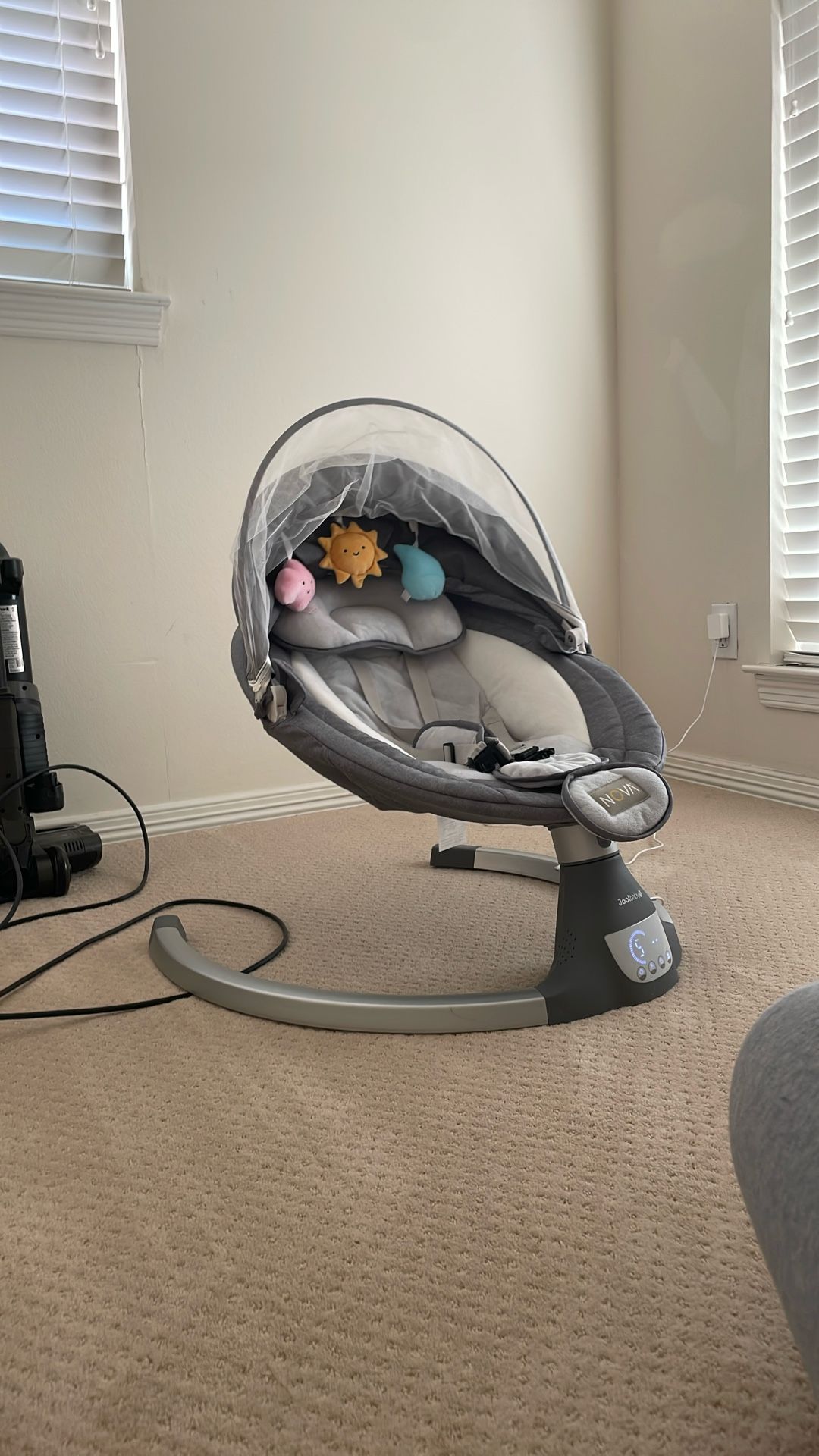 Joolbaby Nova Nature Baby Rocker With Plush Toys And Detachable Hood Top