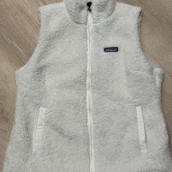 Patagonia Vest - Size Large  - White - Great Condition