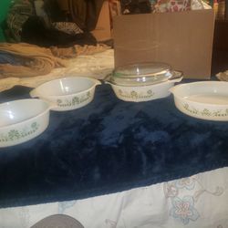 This Is A Set Or Lot Of (4X) Vintage MCM  Fire King 433 Casserole  Dishes Green Flower One With Lid Very Good Condition No Cracks Or Chips