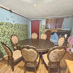 This Is  Very  Beautiful  Dining  Set Table  With  7 Beautiful Chairs 