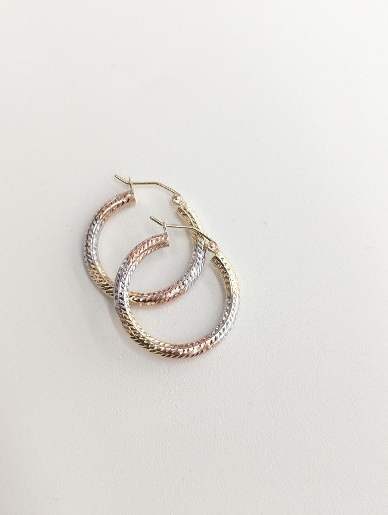 14kt Real Gold Tricolor Hoop Earring