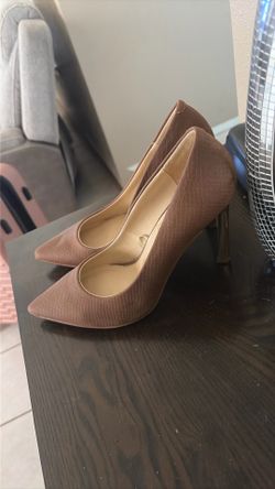 Only 1 Time Used Women’s Shoes Size 8