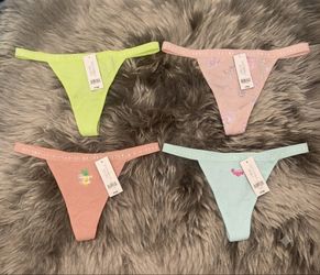 4 pair Victoria secret new with tags