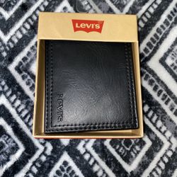 levis wallet