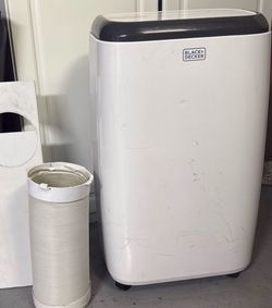 Black and Decker Portable Air Conditioner Excellent condition!!
