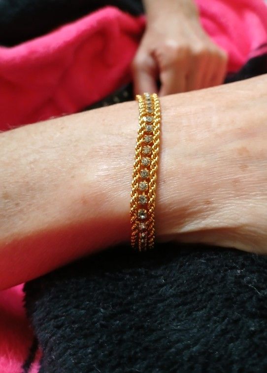 Women's 6" Gold & Simulated Diamond Bracelet