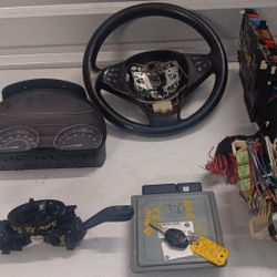 🔥🔥2008 BMW X3 3.0Si Steering +ECU W/Key + Cluster + Clock Spring W/ Switches & Fuse Boxes