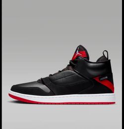 Slightly used Men’s 9 1/2 Fadeaway Jordan’s