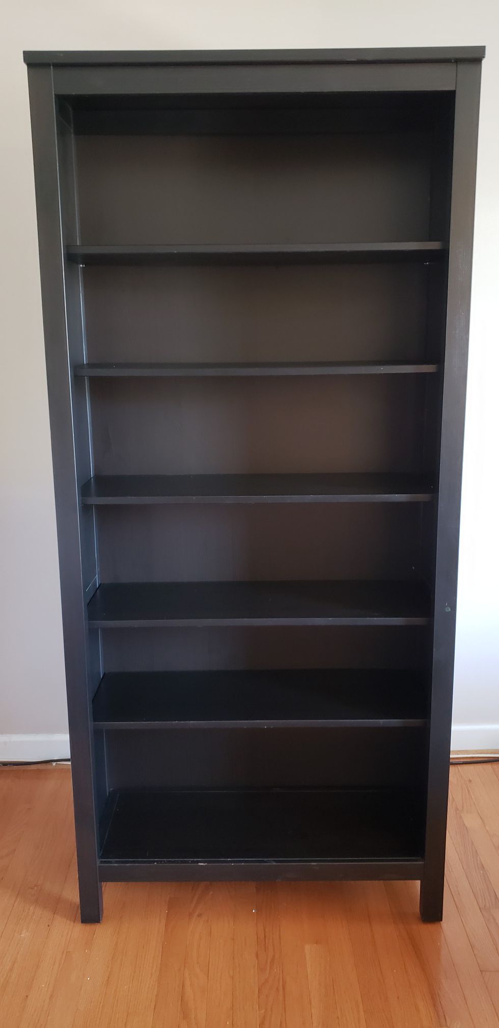 Hemnes Ikea Bookcase