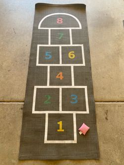 Crate & Barrel / Land of Nod Hopscotch Playmat