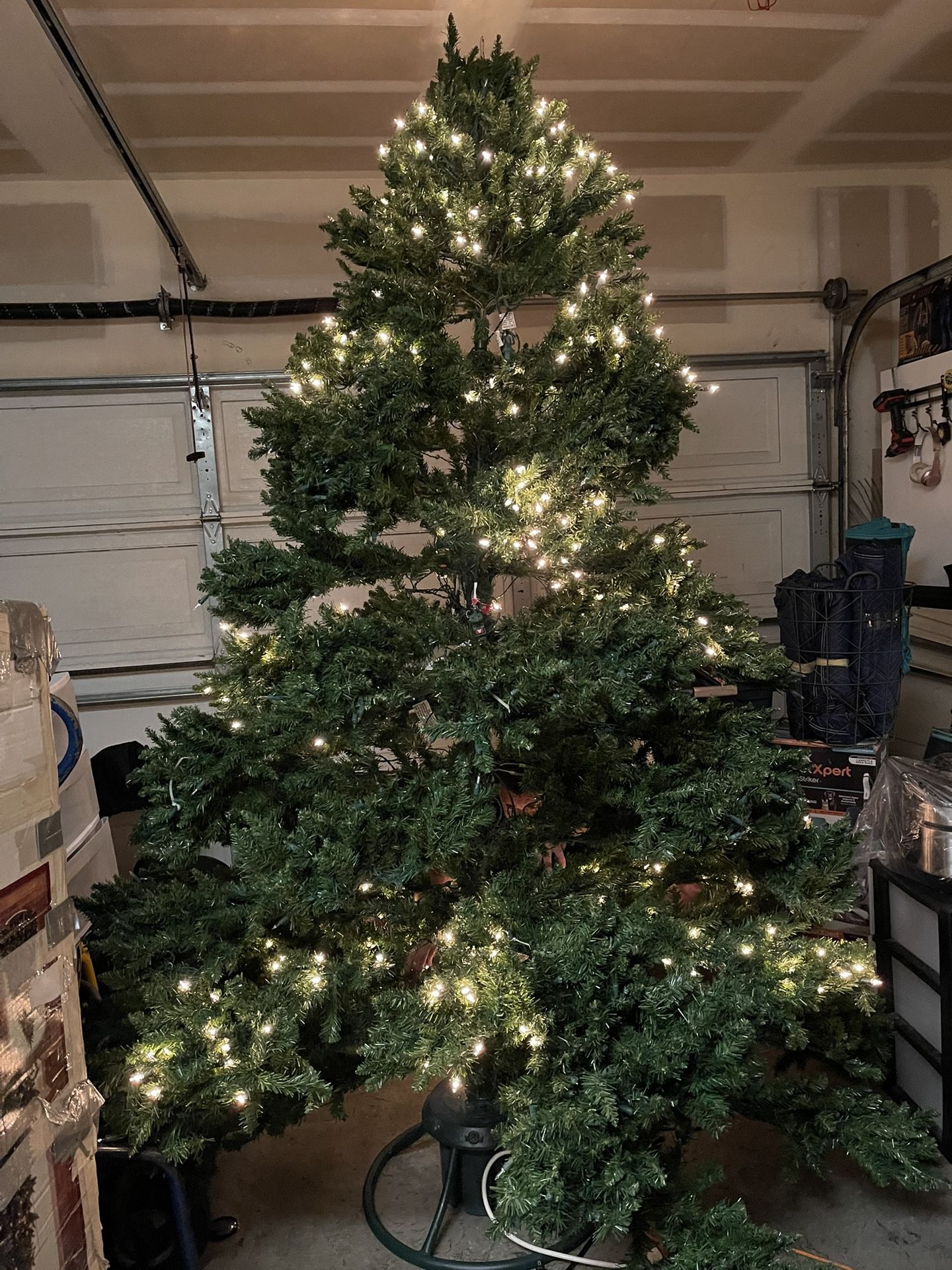 Christmas Tree π In Great Condition