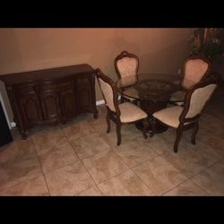 Dinning Set With Buffet Table 