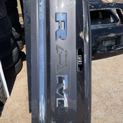 Make an offer!  We also have other used parts and automotive services available. Let us know how we can help. Financing Available / Financiamiento Dis