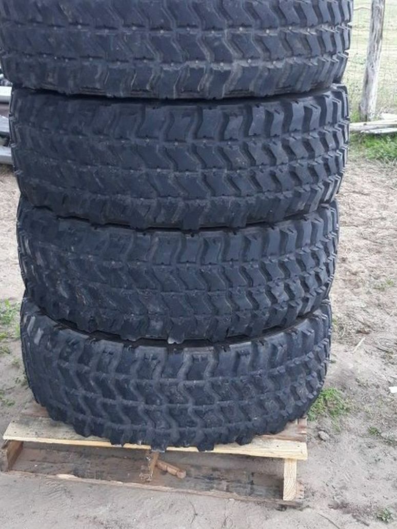 Goodyear MVT 395/85R20 ....46"×16"×20"