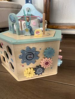 Baby activity toy