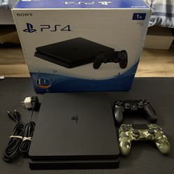 Playstation 4 Complete In Box (1tb)