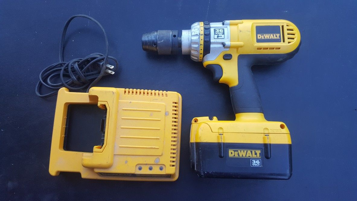 Dewalt 36 volt DC900 Heavy Duty 1/2" hammerdrill
