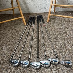 Callaway XR Iron Set PW-5i (R Flex)