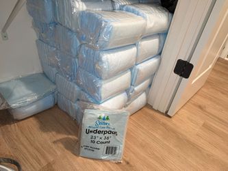 23x36 pee pads / toddlers, pets / adult diapers