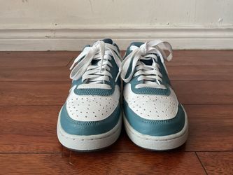 Women Nike shoes