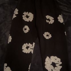 Denim tear sweats not great condition (rep)