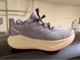Salomon Women Aero Glide 3 US8.5 Brand New