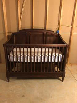 Crib/baby bed