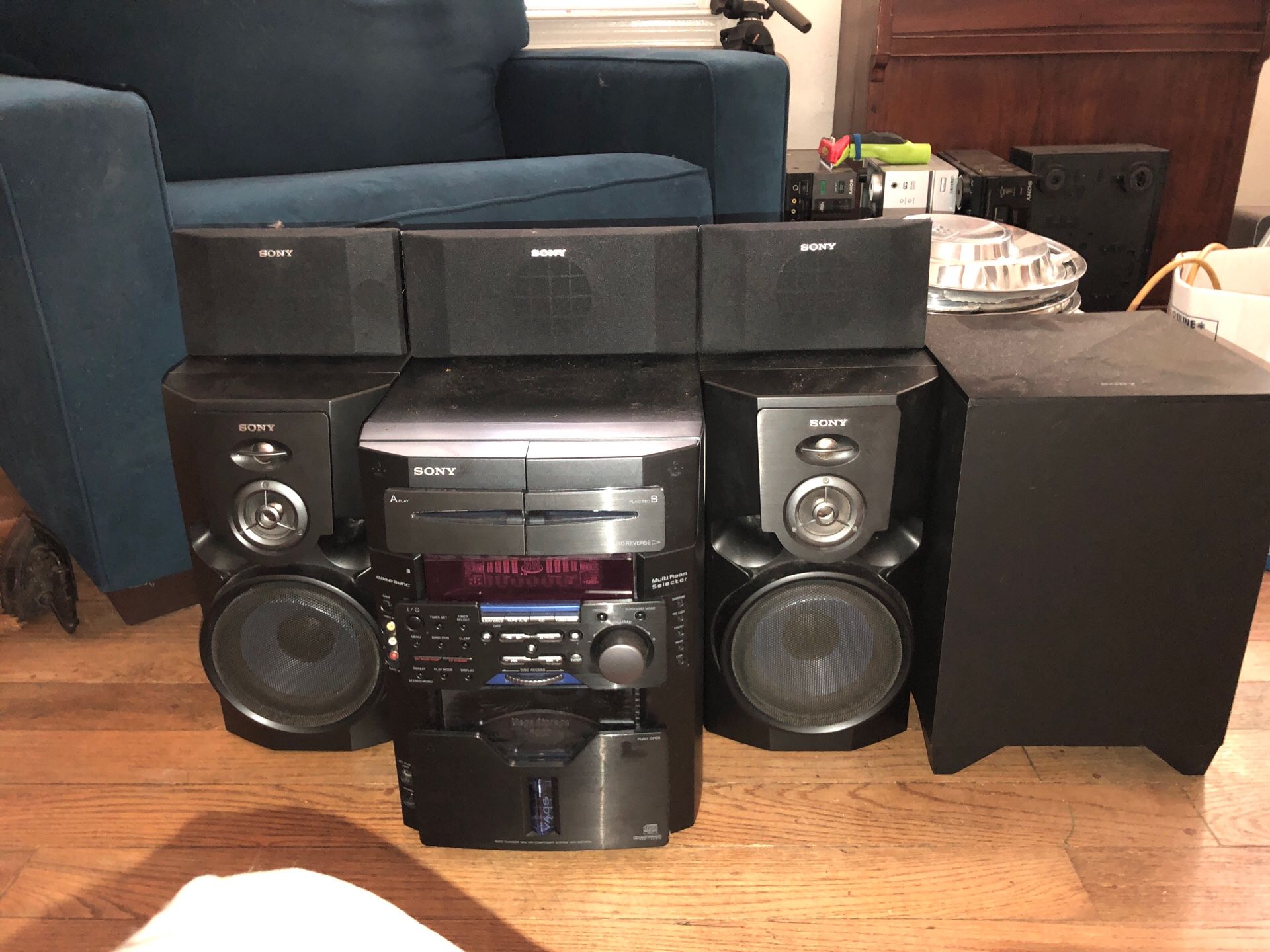 Sony model UCD-mg310av Bluetooth 60cd changer dual cassette surround sound w/ front rear and center speakers Bluetooth sub sounds fantastic!! All wor