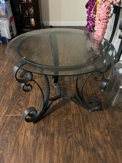 Free side table