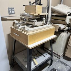 Dovetail Router 