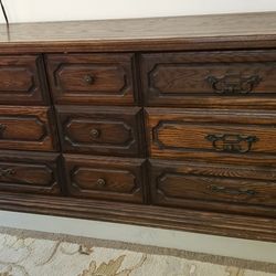 Walnut Bedroom Set 