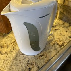 Electric Kitchen Aid $ 10 Each Coffe Makers Kettle Slow Cooker
