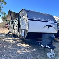 2021 Family RV • Bunkhouse • 2 Bed • 2 Bath