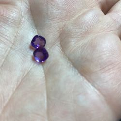 Cushion cut, amethyst pair, gemstones