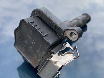 BMW Bosch (NEW) Coil Pack For E39 525i E36 325i